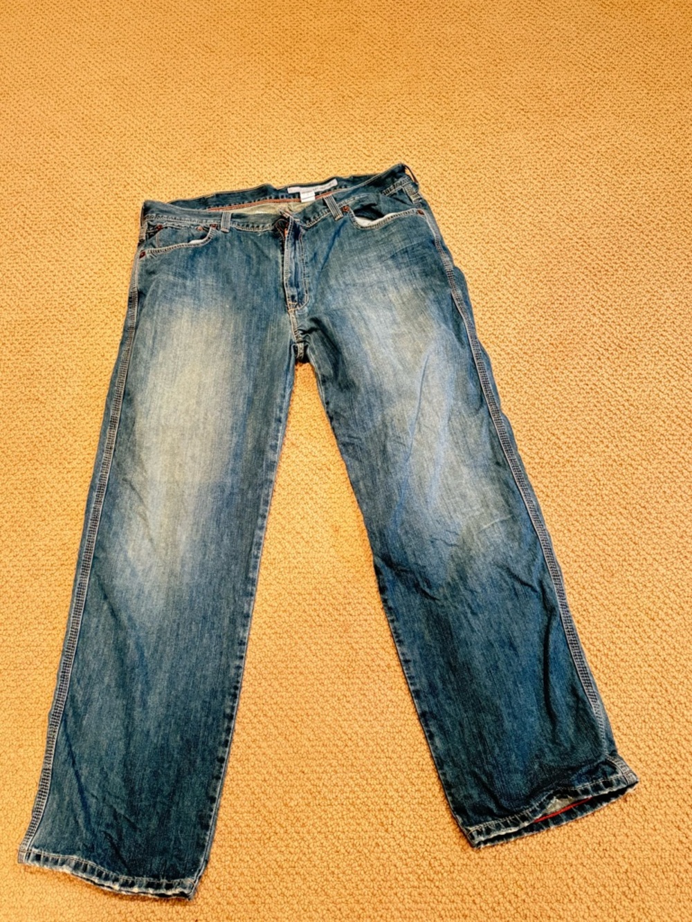 DKNY Men's Relaxed Blue Jeans